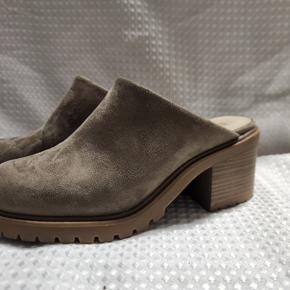BC Footwear Taupe Suede Block Heel Mules